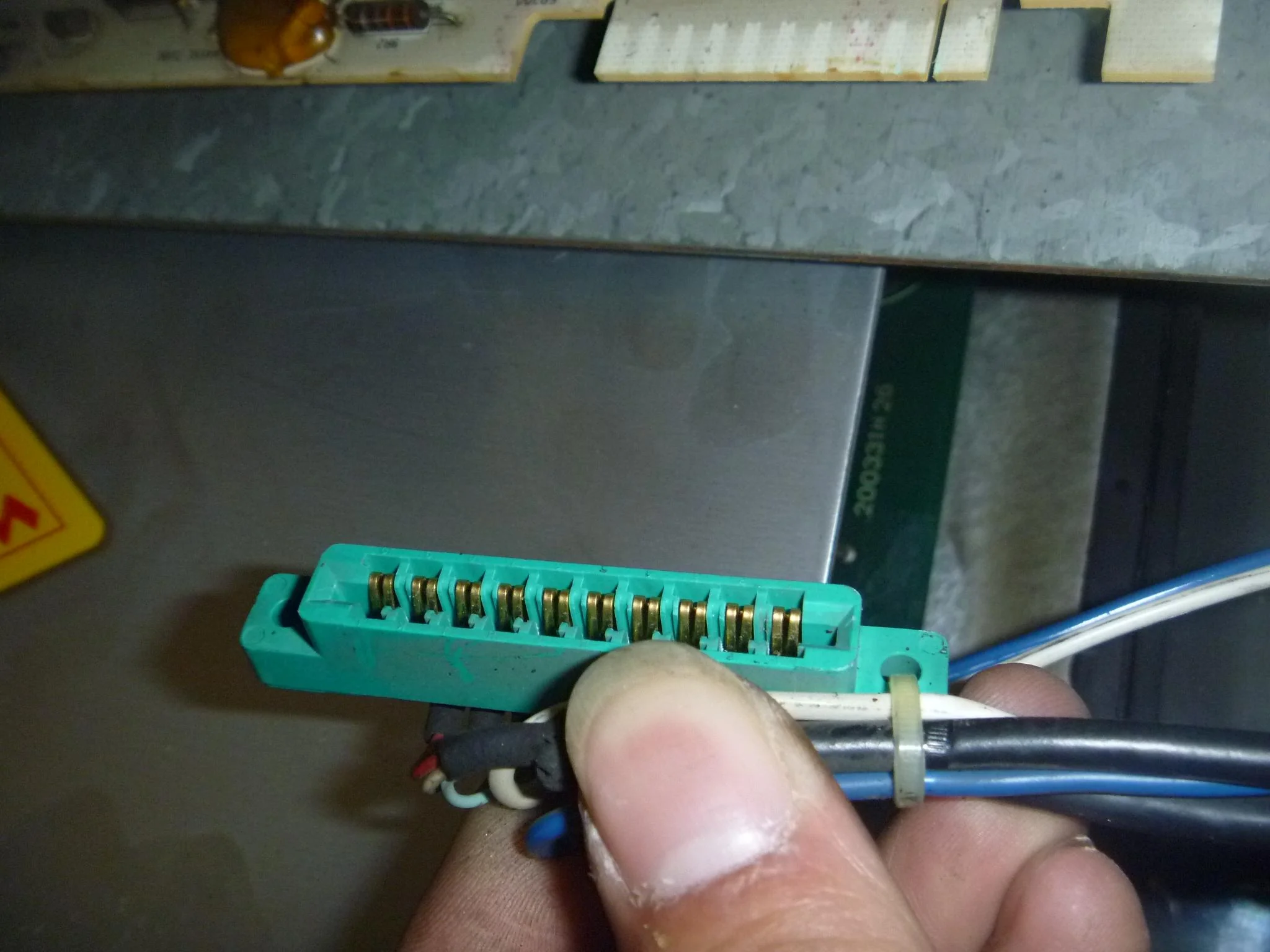 NUM 760 CRT removal