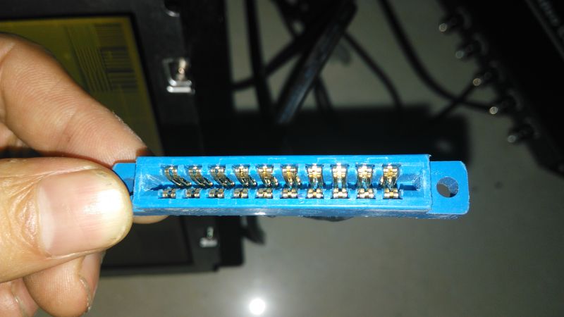 Mitsubishi 10-pin flat ribbon cable connector interface